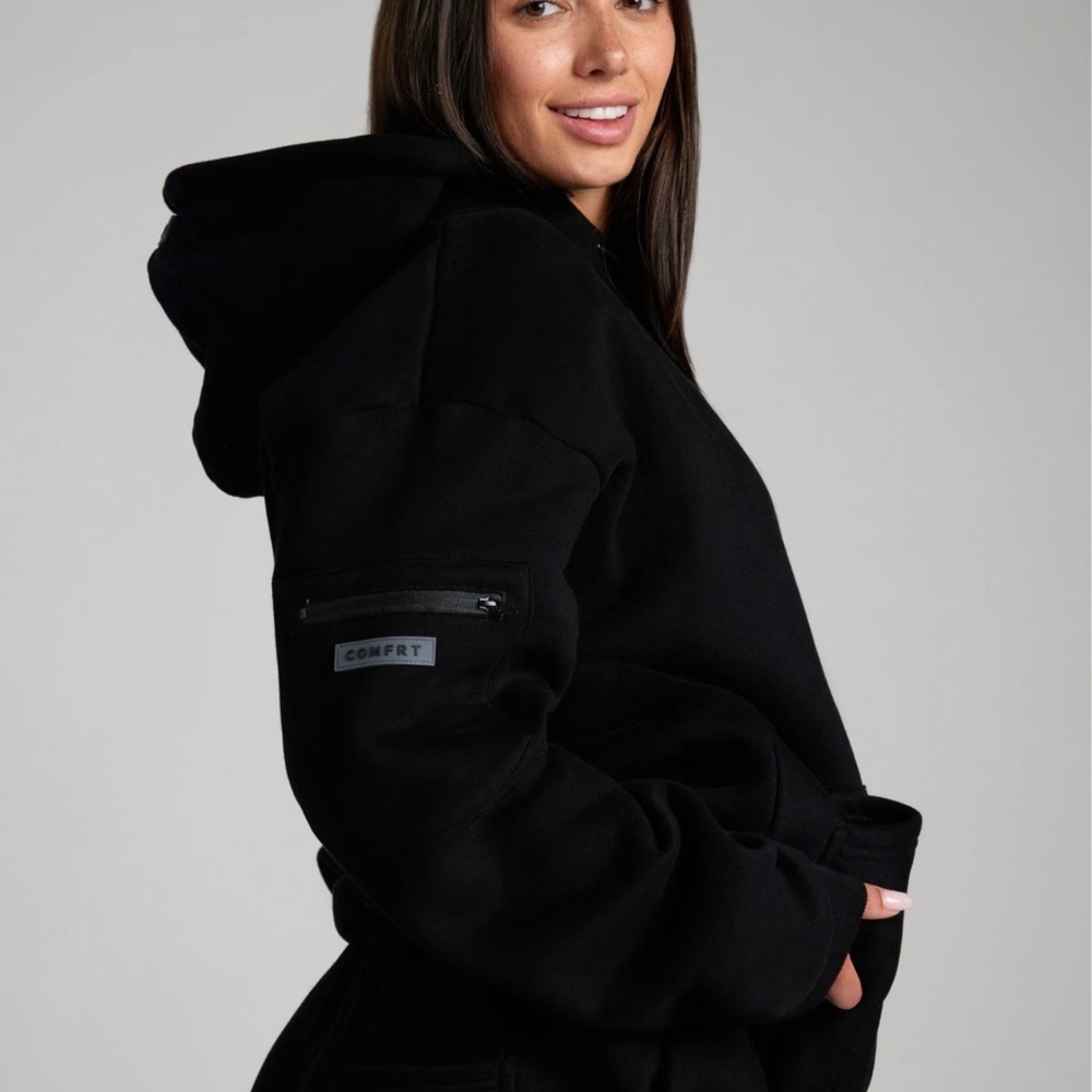 Comfrt airplane mode hoodie and jogger set. Medium